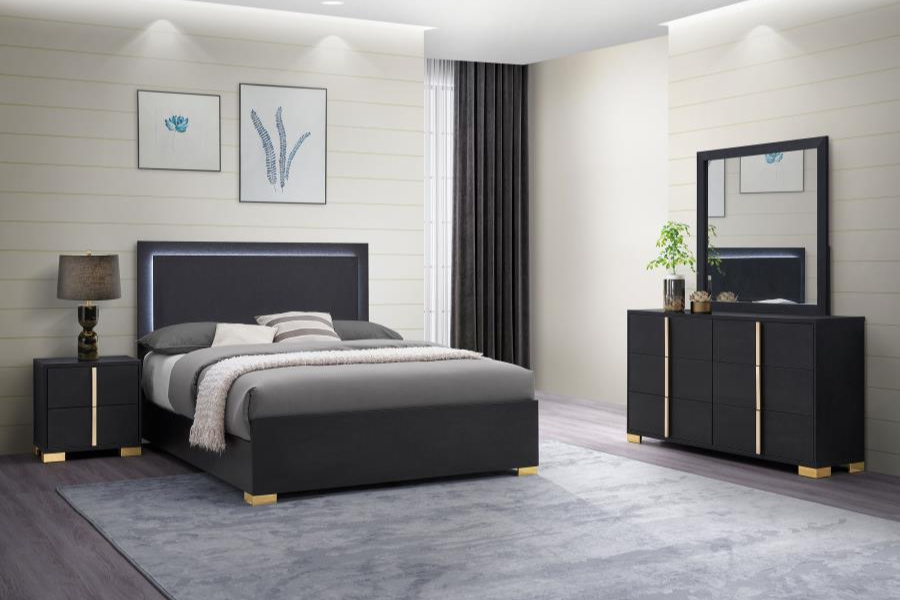 Cama Queen con paneles LED de madera Marceline en color negro 222831Q 