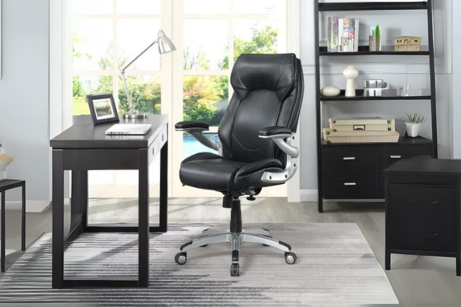 La-Z-Boy Active Lumbar Manager's Chair