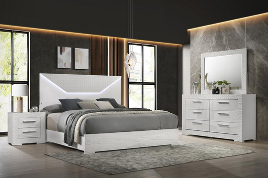 Ives 4-piece Eastern King Bedroom Set White High Gloss 224941KE-S4 Coming Soon