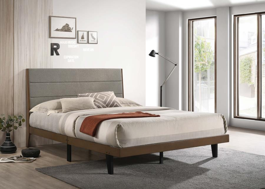 Cama Queen con paneles Mays Wood en nogal 215961Q 