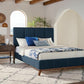 Cama Queen con paneles tapizados Charity en color azul 300626Q 