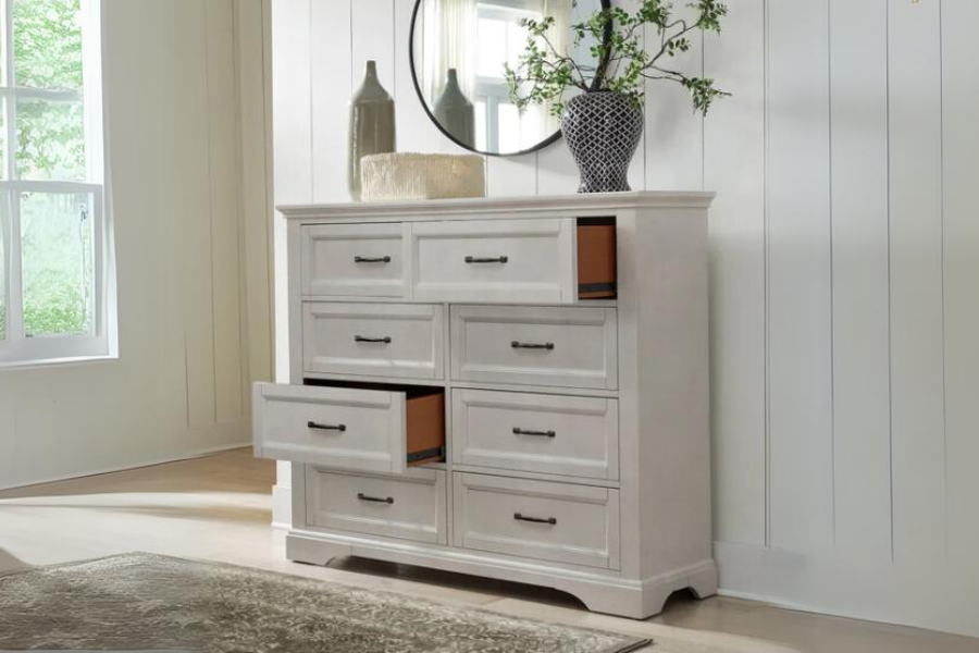 Pierce 8 Drawer Chest