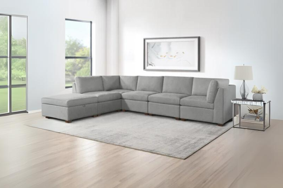 Thomasville Rockford 6-piece Fabric Modular Sectional with 2 Power Footrests Floor Model