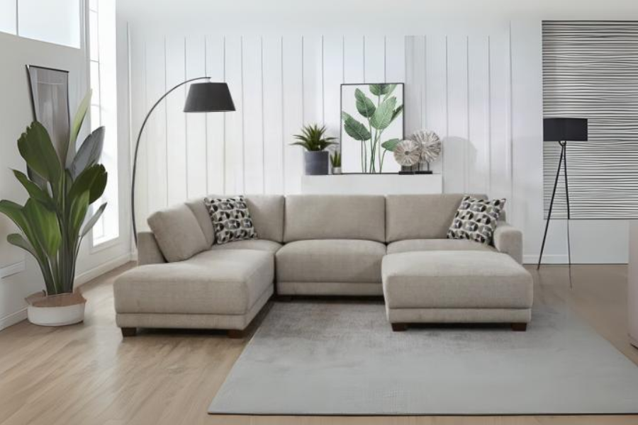 Raylin Fabric Sectional Floor Model