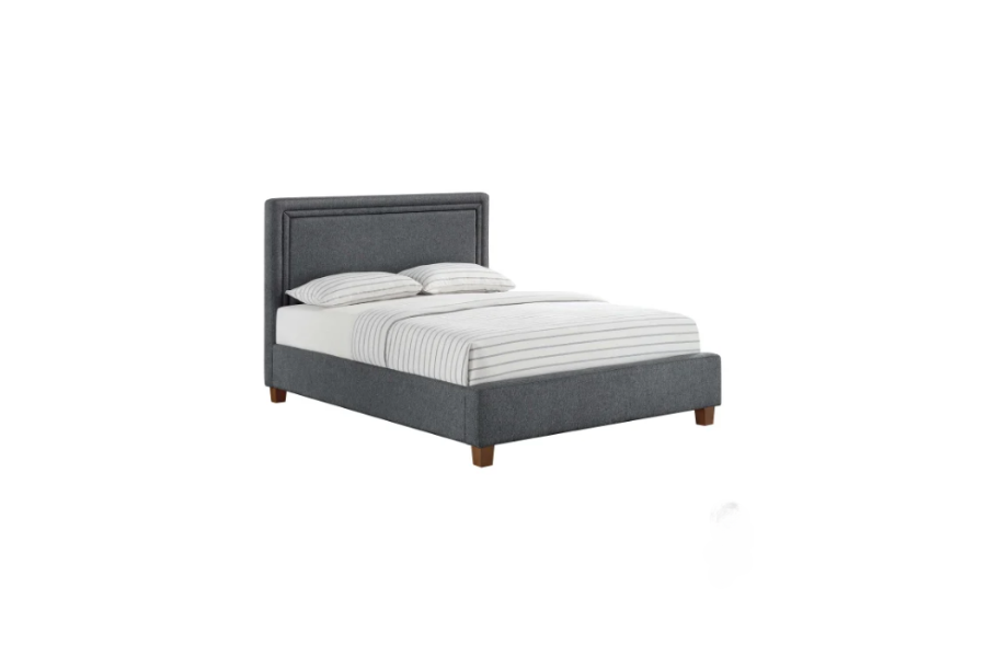 Raven’s Point Upholstered Bed