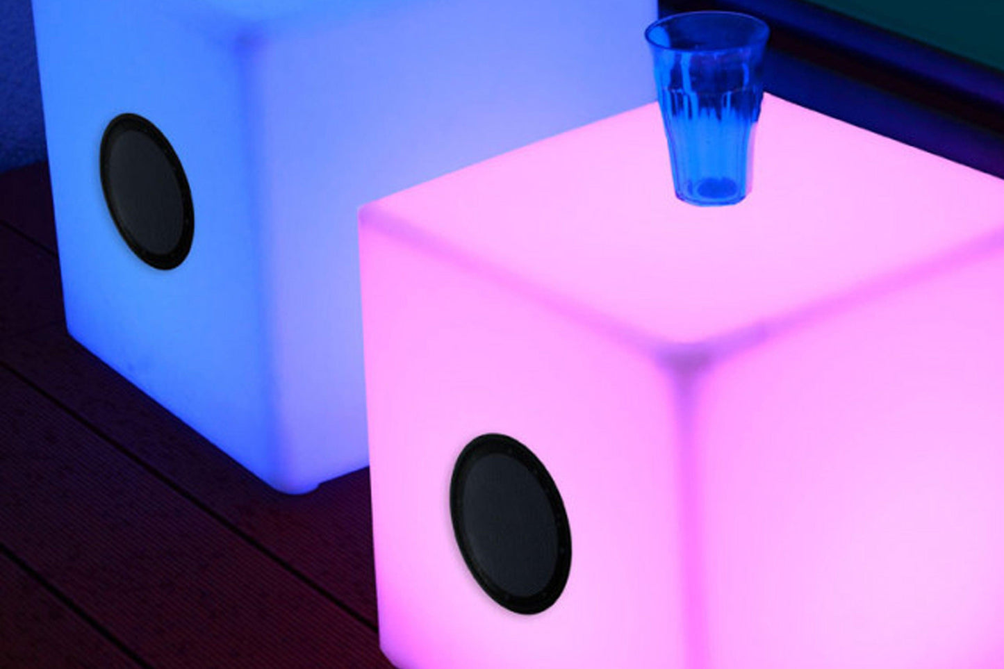 LED Cube with Speaker - Venini Furniture 